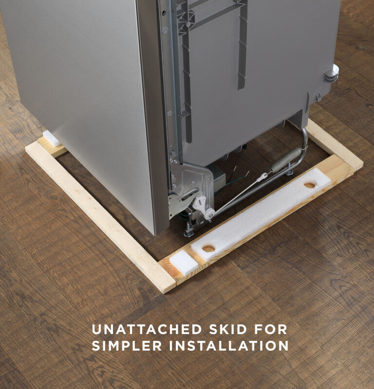 GE Dishwasher with Front Controls (GDF535PSRSS)