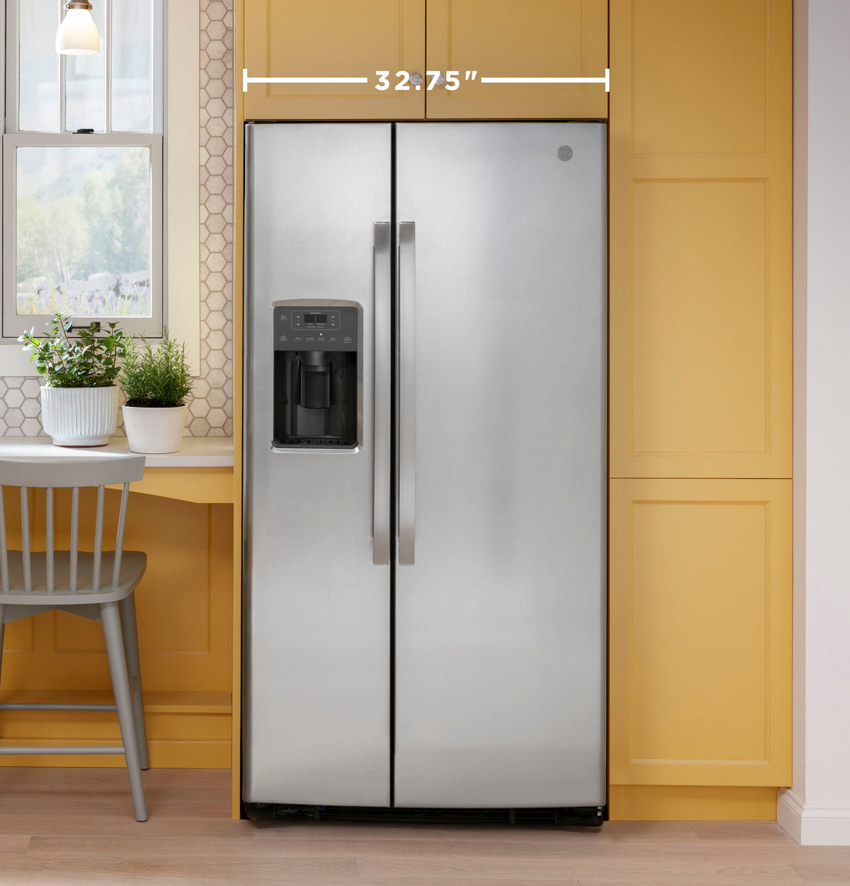 GE 23.0 Cu. Ft. Side-By-Side Refrigerator (GSS23GYPFS)