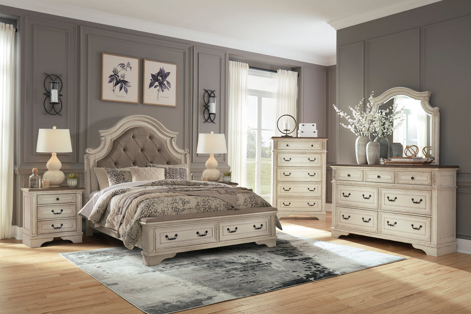 Realyn Collection