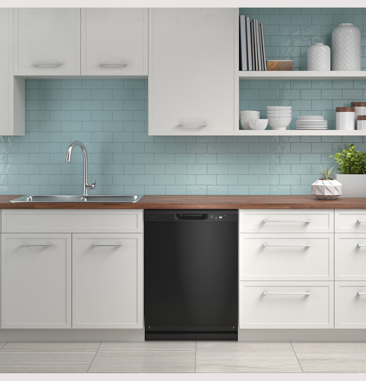 GE Dishwasher with Front Controls (GDF450PGRBB)