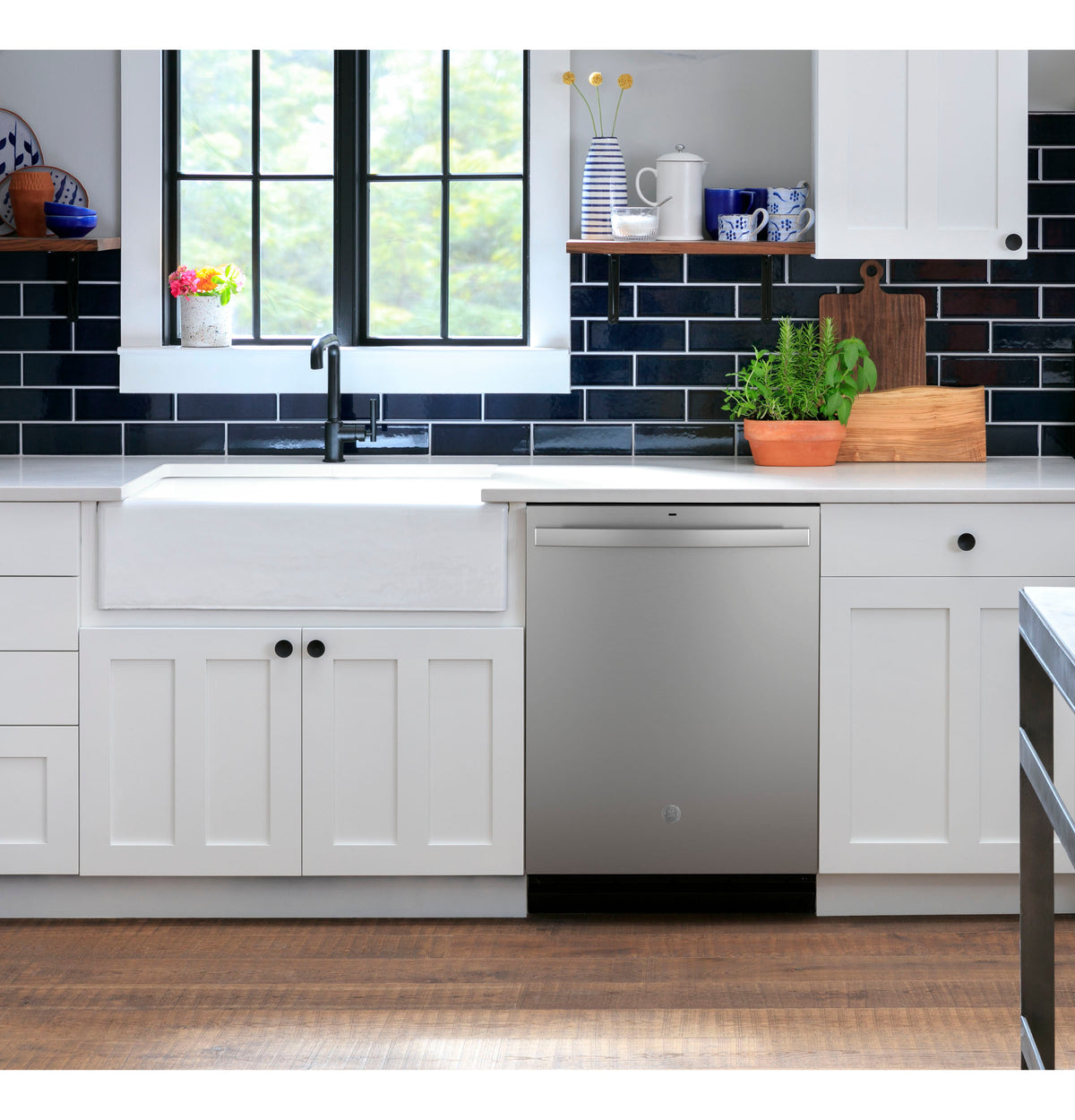 GE Top Control with Plastic Interior Dishwasher with Sanitize Cycle & Dry Boost (GDT630PYRFS)