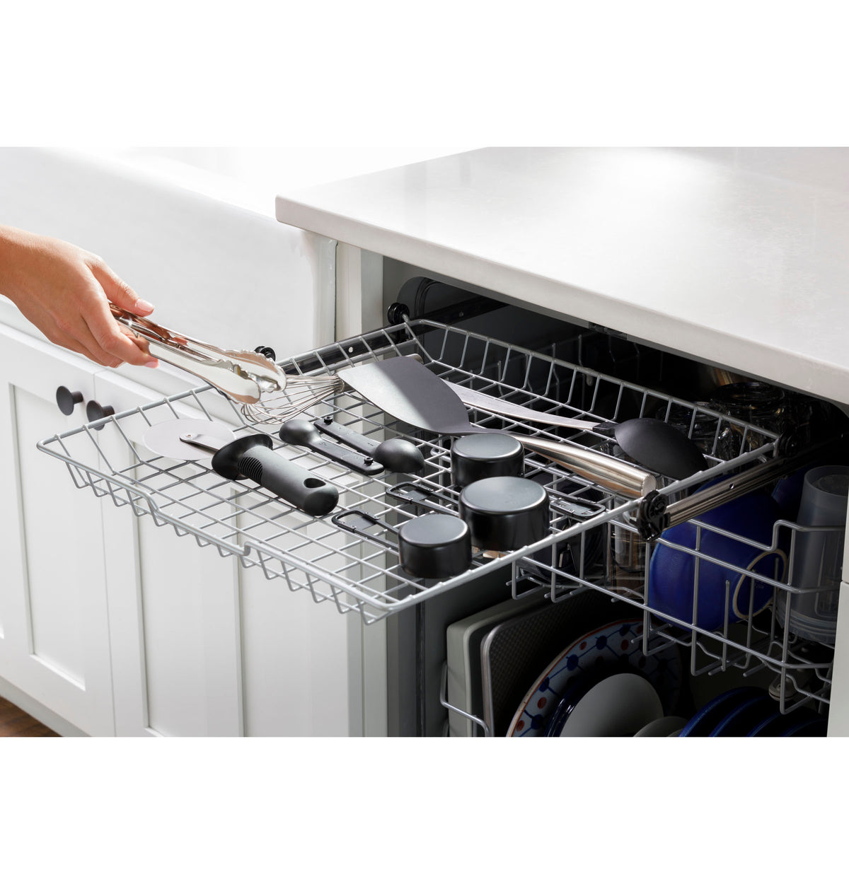 GE Top Control with Plastic Interior Dishwasher with Sanitize Cycle & Dry Boost (GDT630PYRFS)